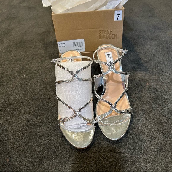 Steve Madden Gracia Sandal - Picture 3 of 5